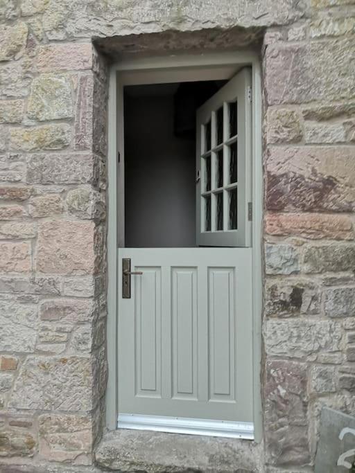Converted Cattle Barn Overlooking Strangford Lough Newtownards Esterno foto